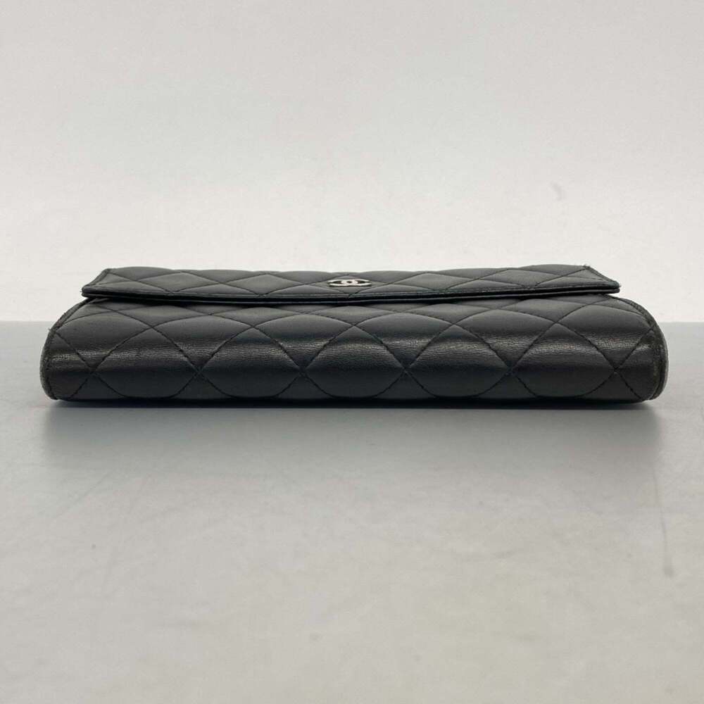 CHANEL Authentic Black Lambskin Leather Wallet - Picture 2 of 15